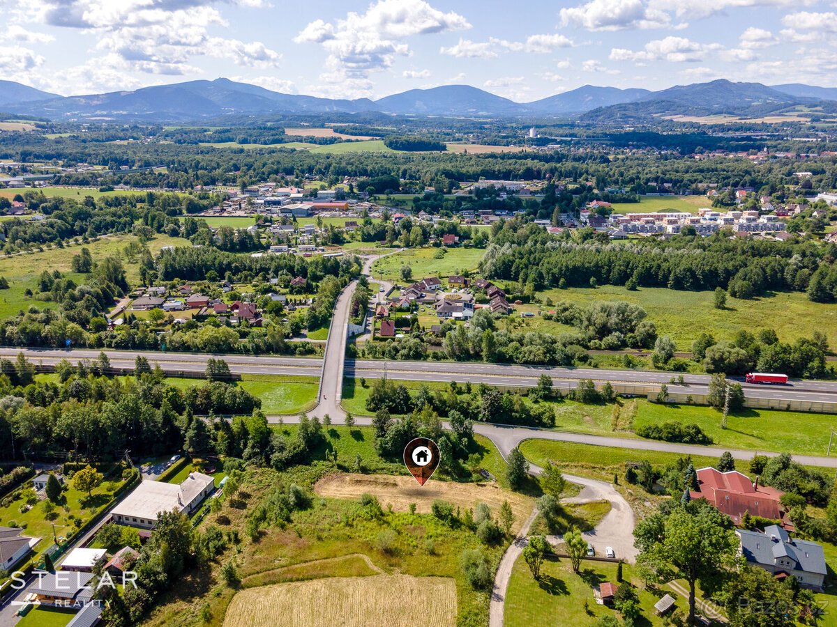 Prodej stavebního pozemku 1 700m2, Frýdek-Místek – Nové Dvor