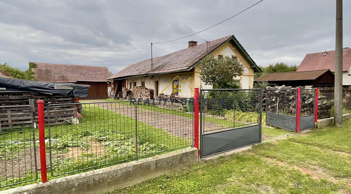 Dům s velkou stodolou a oploceným pozemkem 782 m² – Ohnišťan