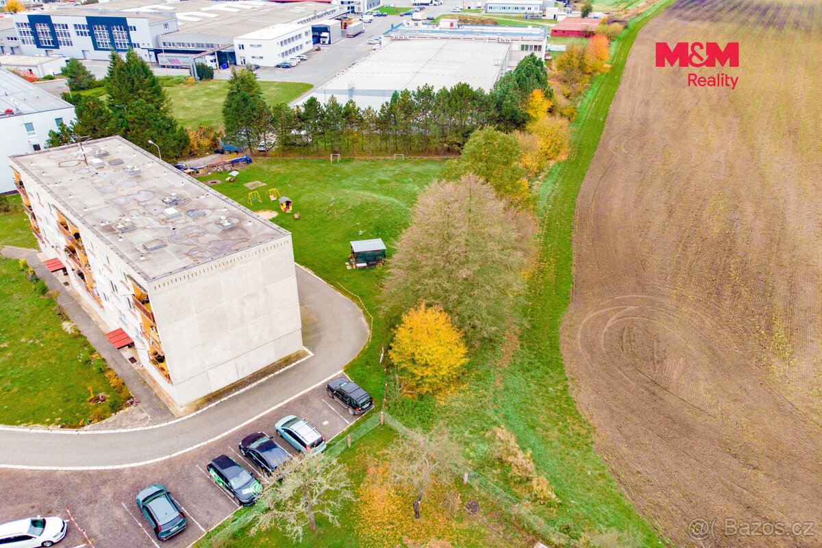 Prodej provozní plochy, 715 m², Hradec Králové