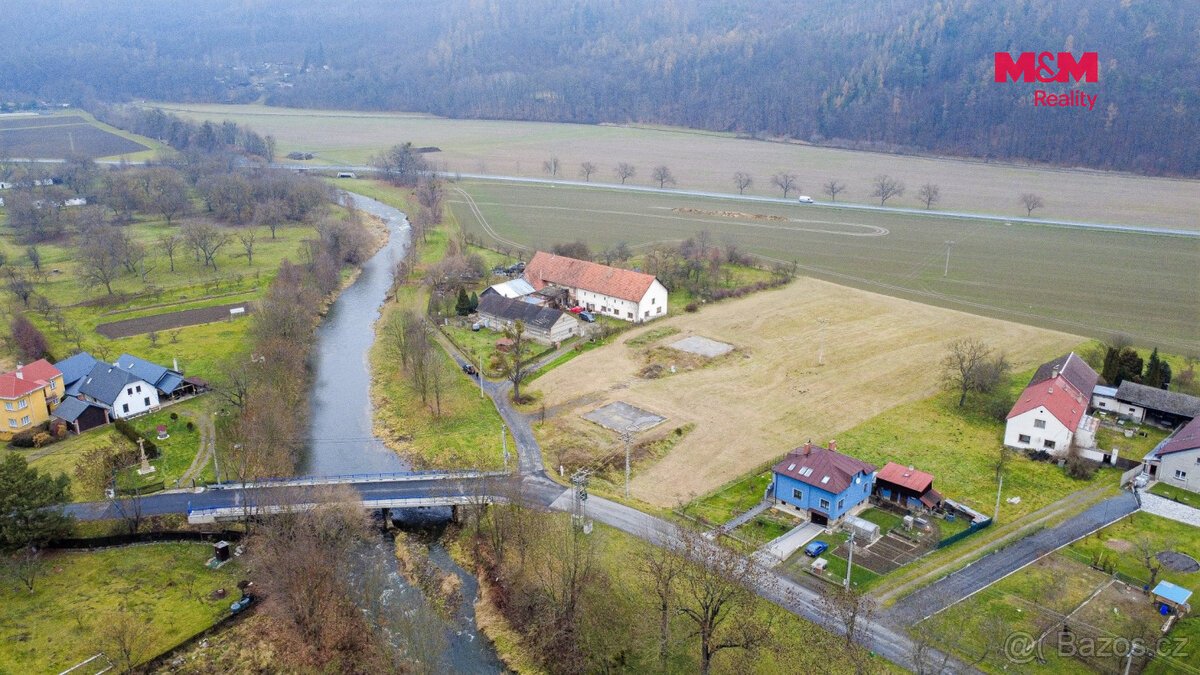 Prodej pozemku k bydlení, 2225 m², Odry