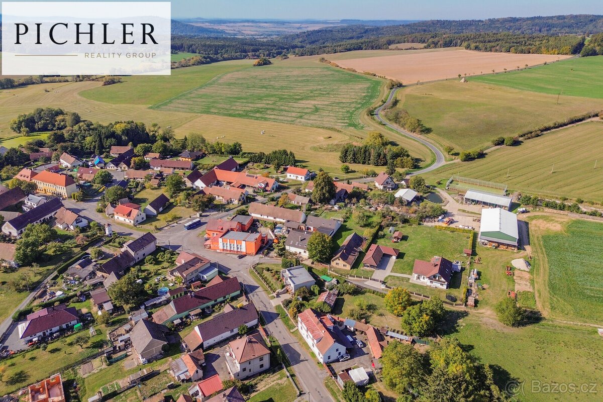 Prodej stavebního pozemku, 775 m², Kbel