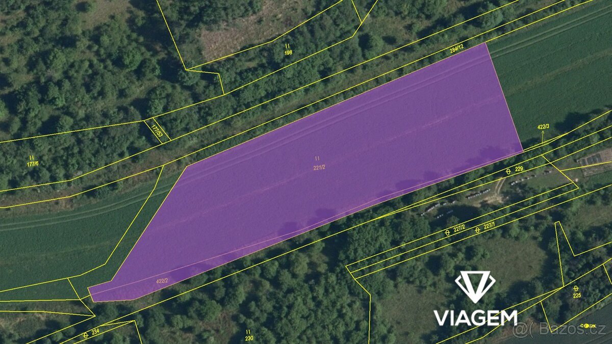 Pole 6 709 m², Podíl 88 % o výměře 5 870 m²