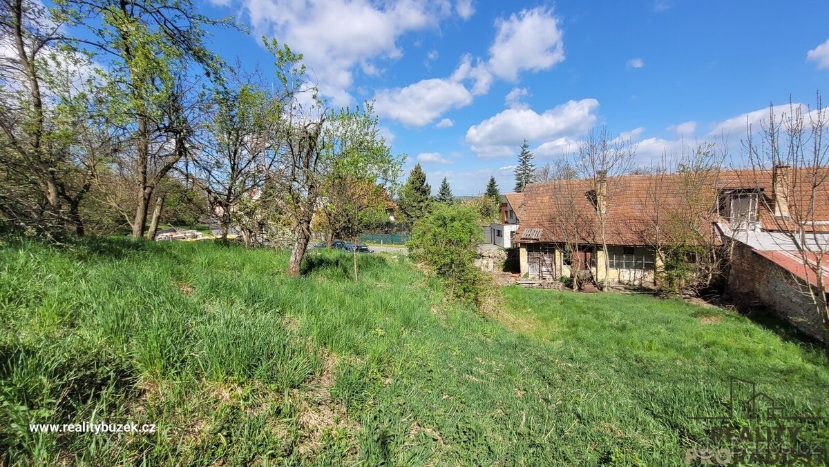 Prodej pozemku - Střílky
