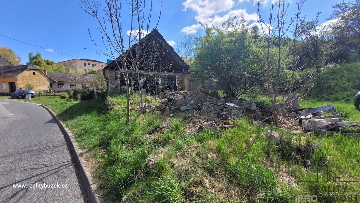 Prodej pozemku - Střílky