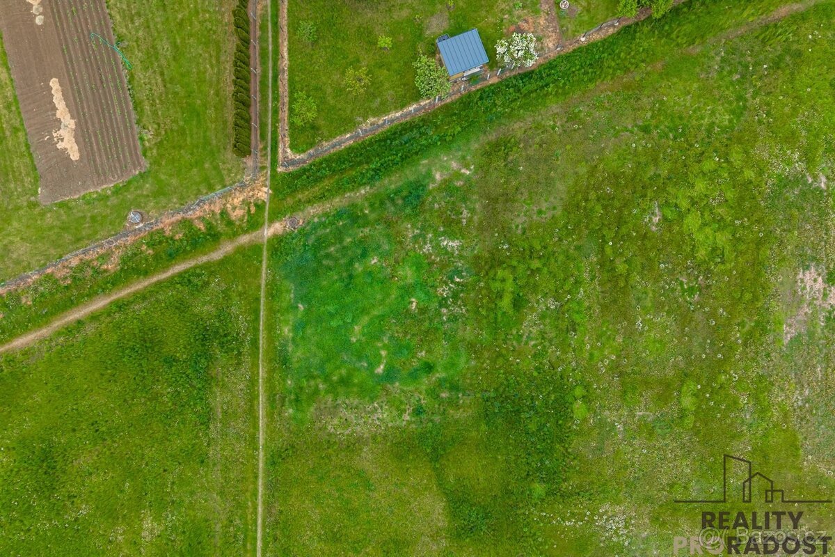 Prodej investičního stavebního pozemku 629 m², Bohuňovice, o