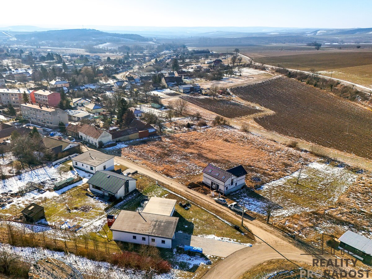 Prodej pozemku 4986, Bohdalice-Pavlovice, okres Vyškov