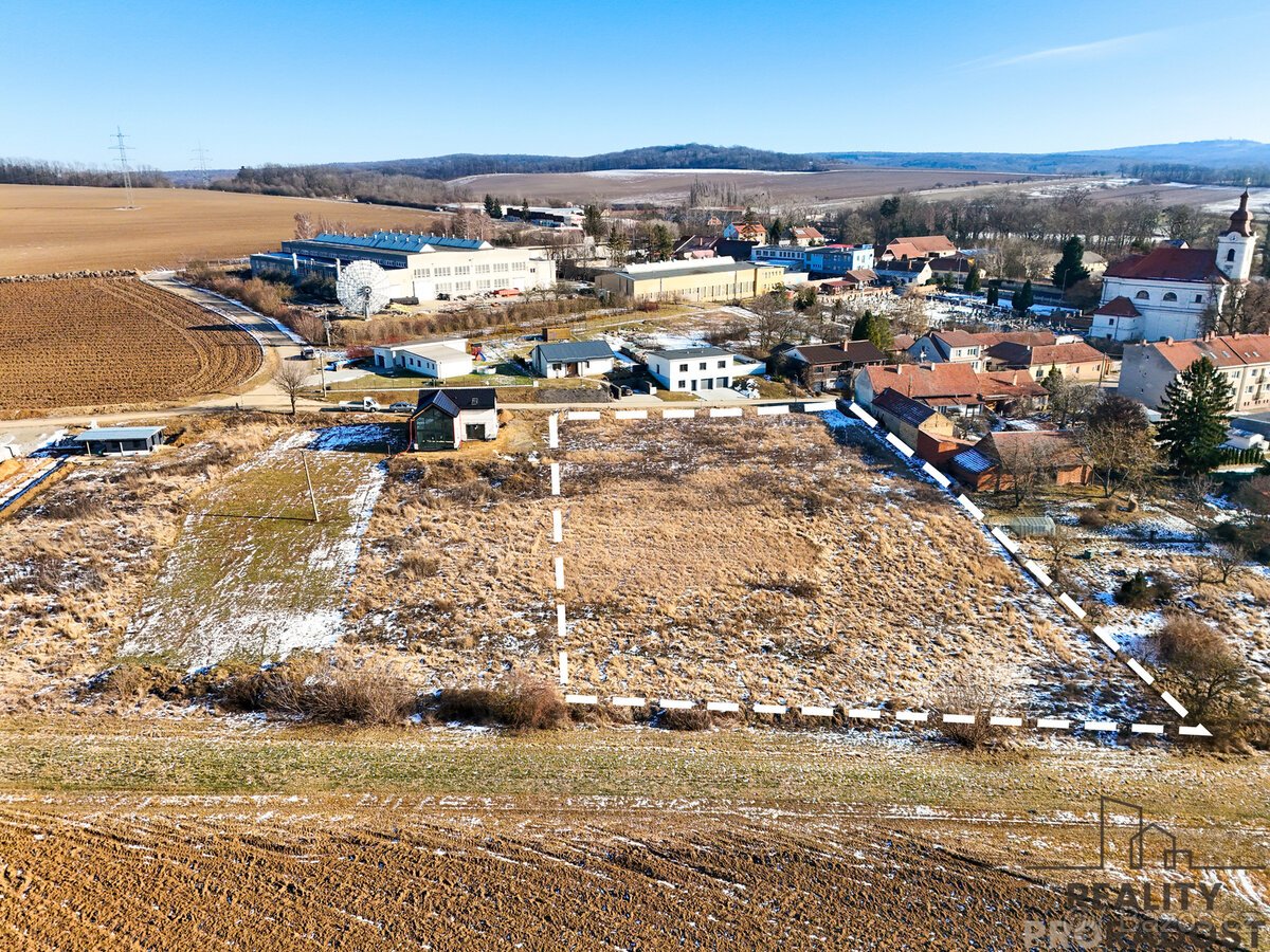 Prodej pozemku 4986, Bohdalice-Pavlovice, okres Vyškov