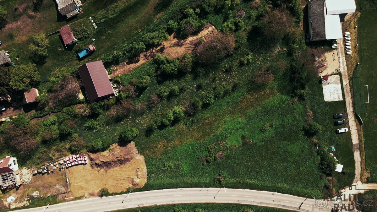 Prodej stavebního pozemku 632,5 m2 v Kyjově-Bohuslavicích, l