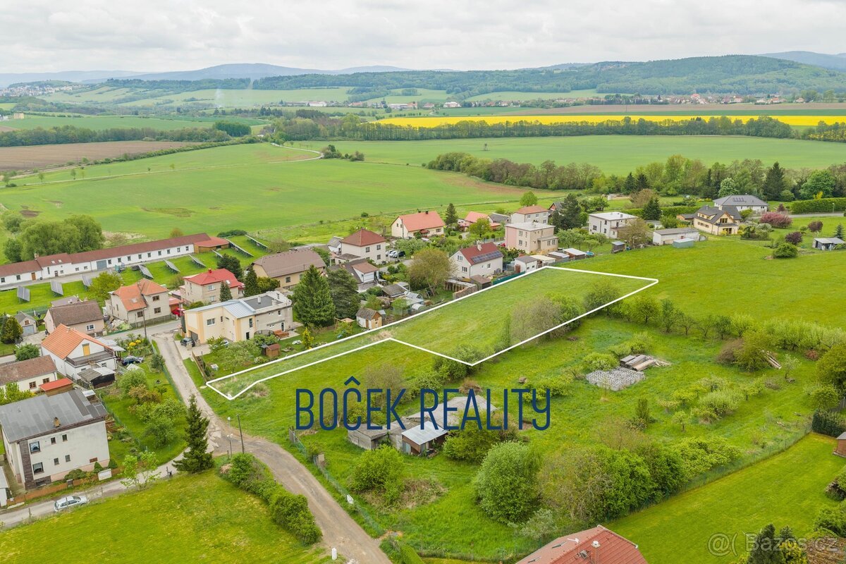 Prodej stavebního pozemku 2 431 m², Újezd u Hořovic