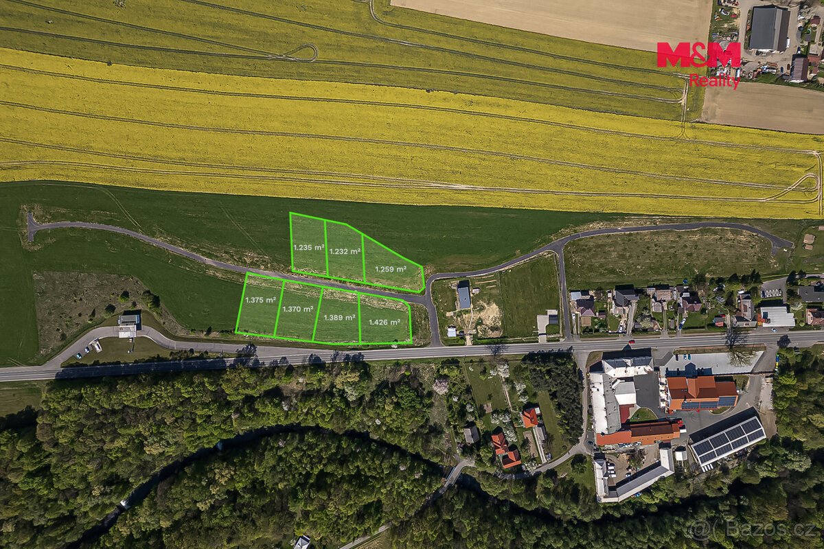 Prodej pozemku k bydlení, 1235 m², Vojkovice