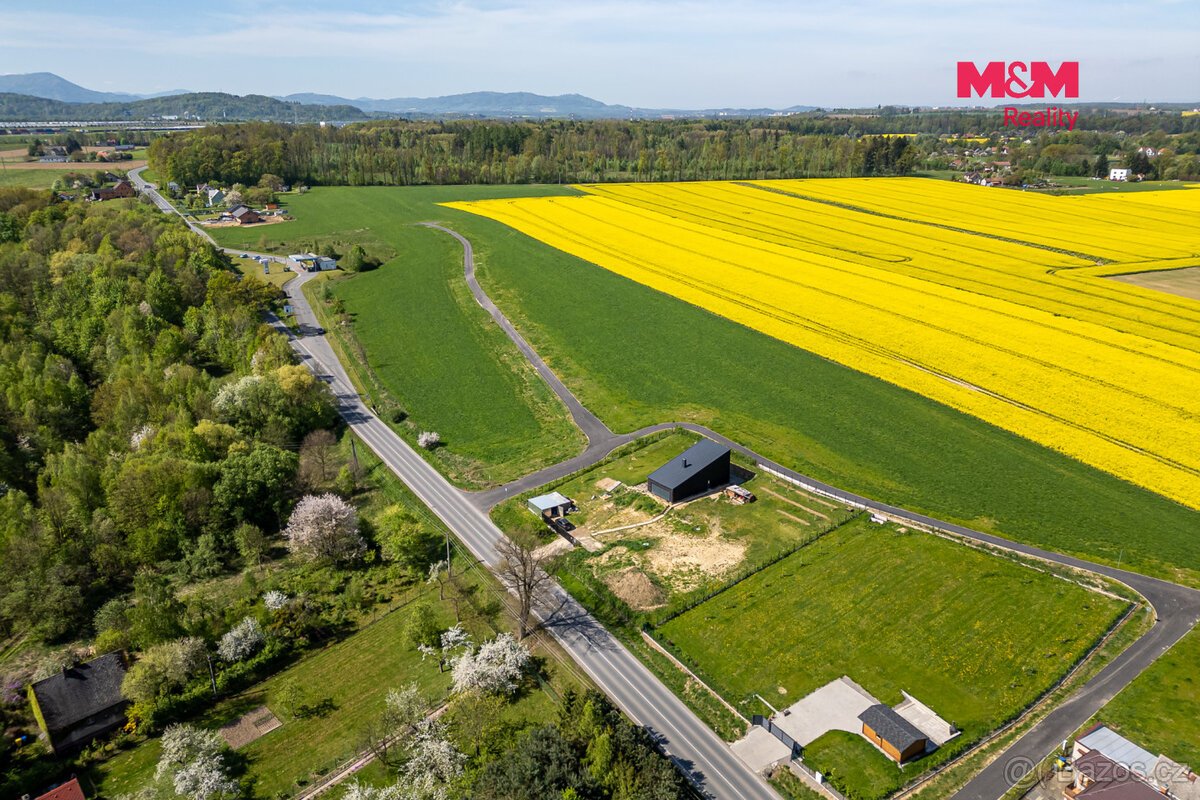 Prodej pozemku k bydlení, 1389 m², Vojkovice