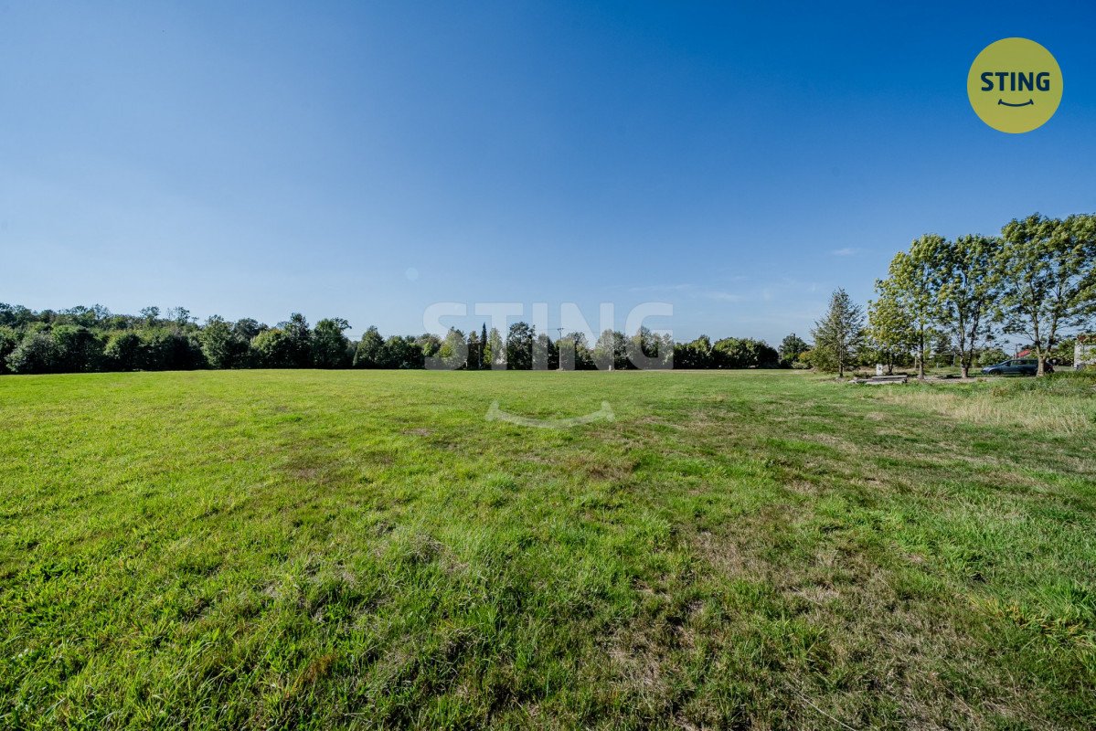 Prodej pozemku 1 108 m² v obci Vyšní Lhoty, 136979