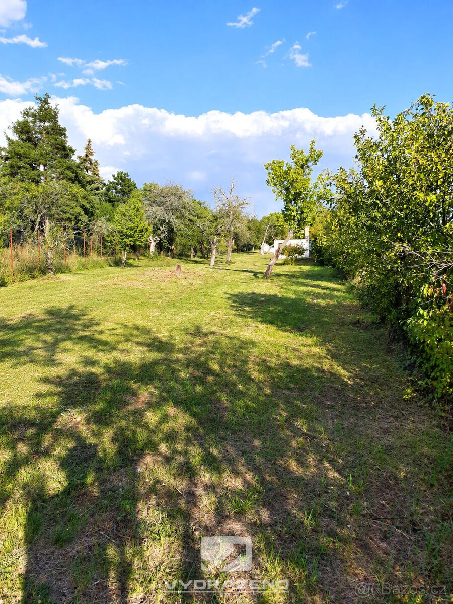 Zahrada (2.114 m2) - Brněnské Ivanovice