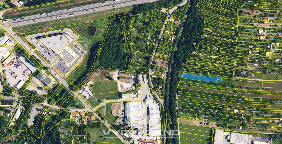 Zahrada (2.114 m2) - Brněnské Ivanovice