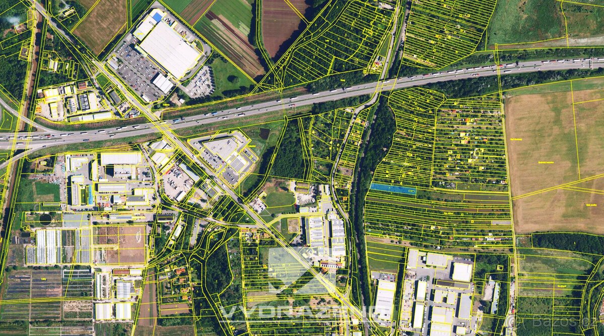 Zahrada (2.114 m2) - Brněnské Ivanovice