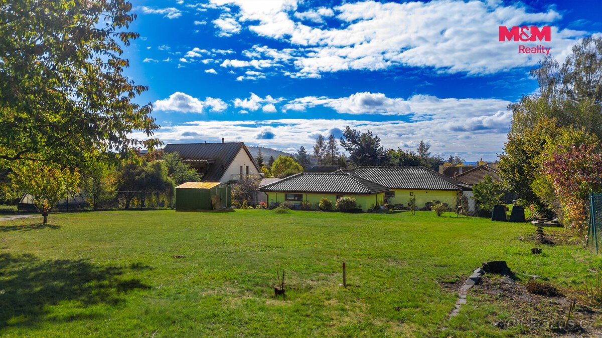 Prodej pozemku k bydlení, 996 m², Kamenice, Nová Hospoda