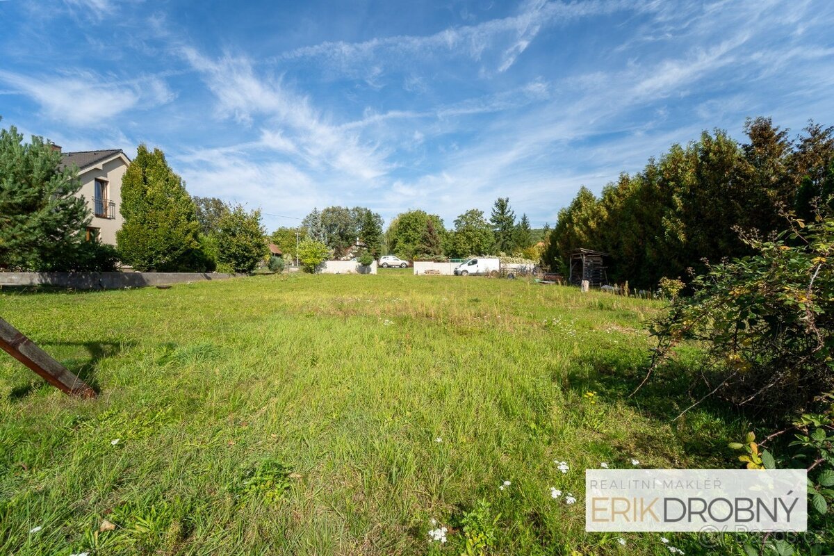 STAVEBNÍ POZEMEK 1 173 m2 – SVOBODNÁ VES