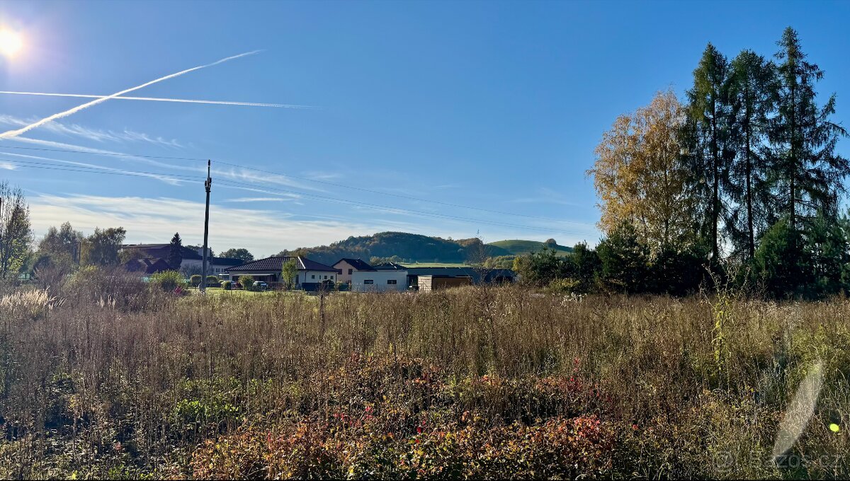 Stavební pozemek - Hukvaldy 962 m²