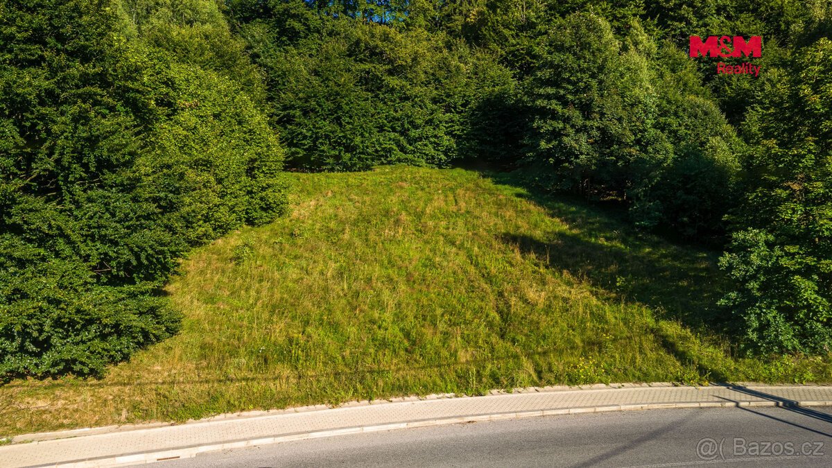Prodej pozemku k bydlení 1950 m2, v Oldřichově v Hájích
