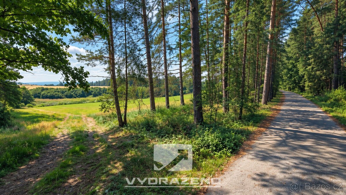 Pozemky (1.726 m2) - Chrášťany, České Budějovice