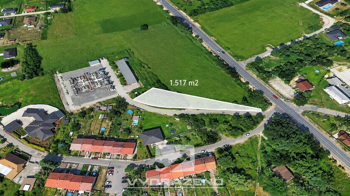 Pozemek (1.517 m2) - Česká Lípa