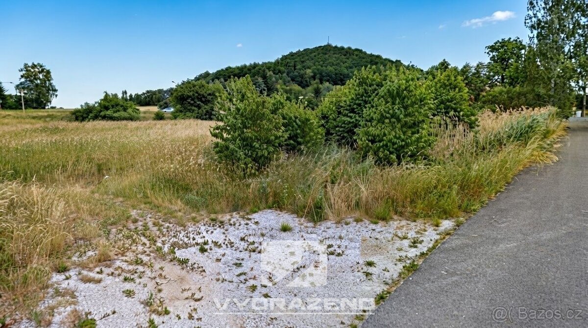 Pozemek (1.517 m2) - Česká Lípa