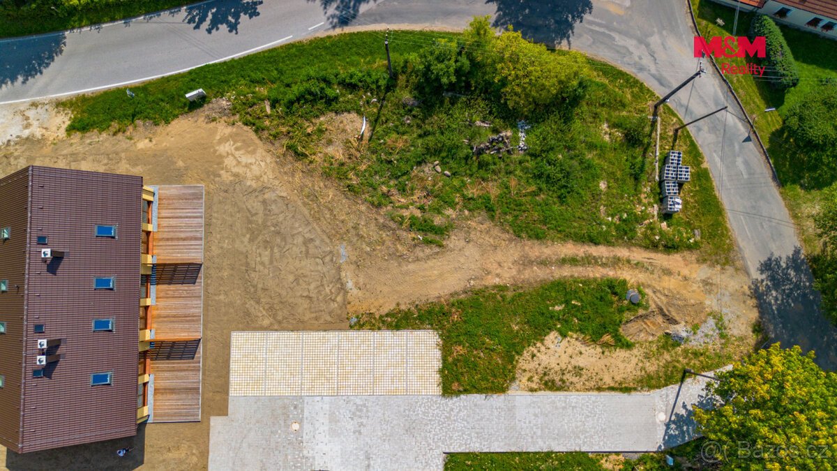 Prodej pozemku k bydlení, 800 m², Bližná, Černá v Pošumaví