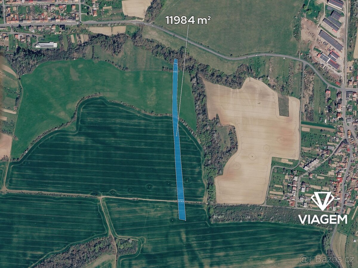 Pole 11 984 m², Podíl 50 % o výměře 5 992 m²
