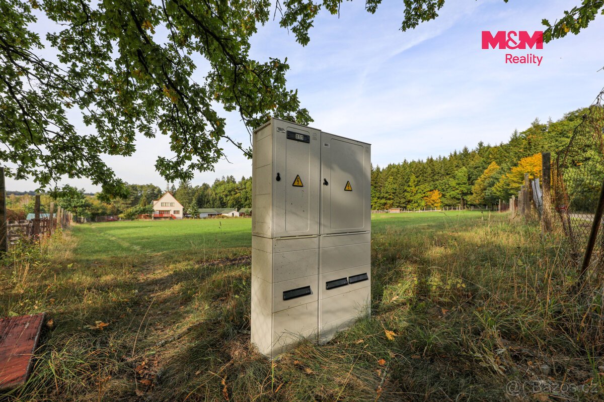 Prodej pozemku k bydlení, 855 m², Spálené Poříčí