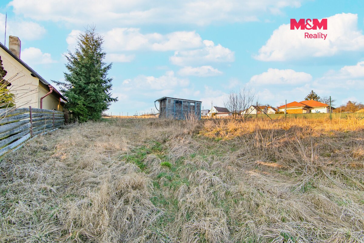 Prodej pozemku k bydlení, 733 m², Břasy