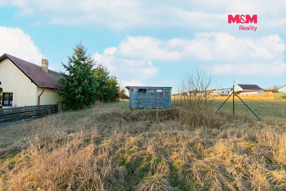 Prodej pozemku k bydlení, 733 m², Břasy