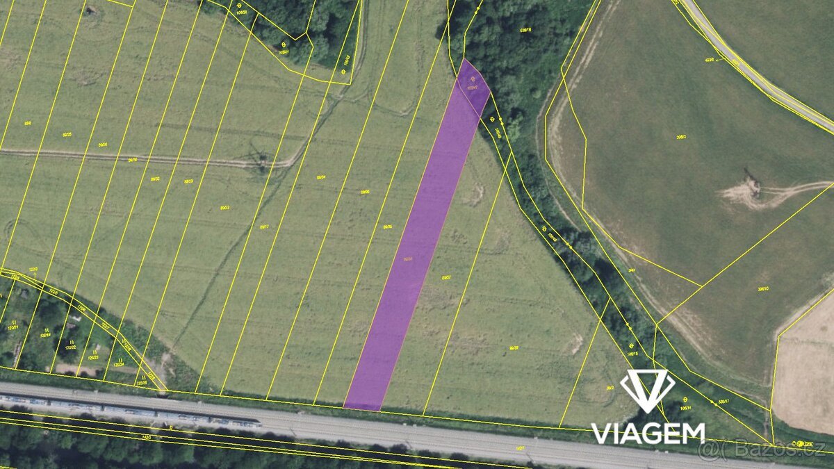 Pole 3 083 m², Podíl 17 % o výměře 514 m²
