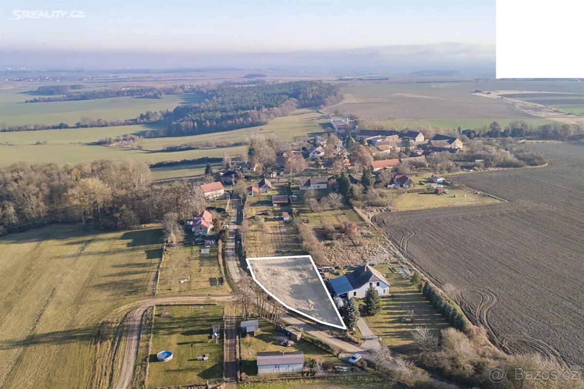 Stavební pozemek 1176 m² Radějovice u Přehýšova