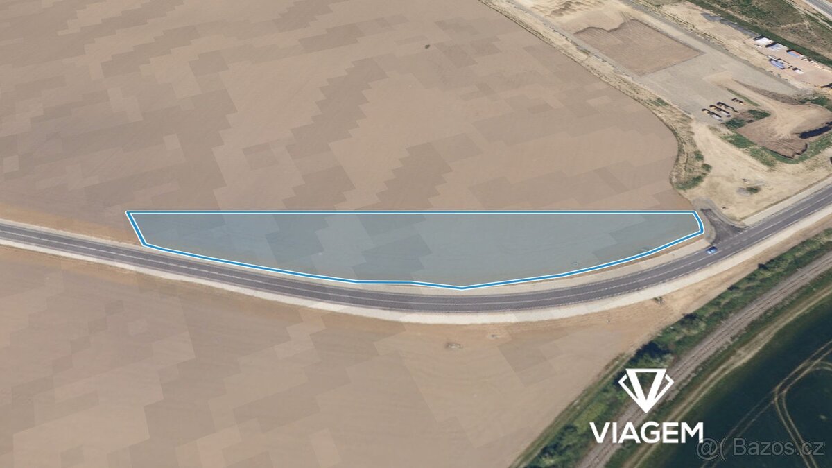 Pole 7 340 m², Podíl 11 % o výměře 816 m²