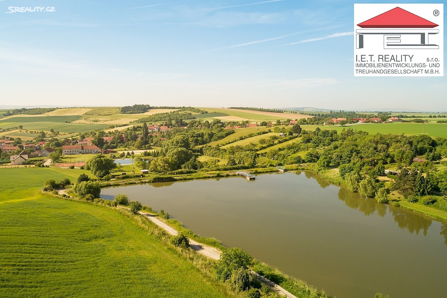 Prodej  rybníku (vodní plochy) 17 000 m²