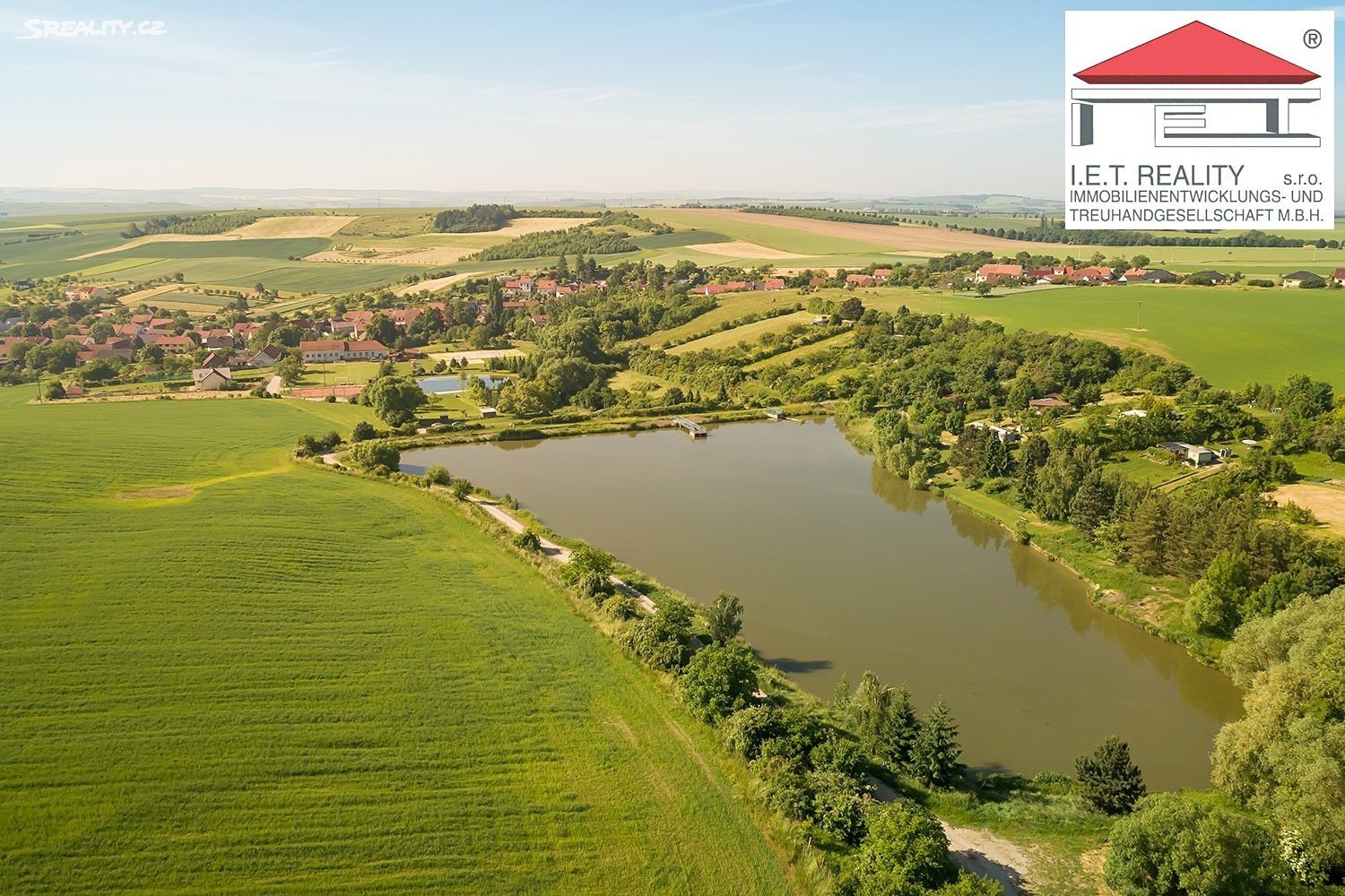 Prodej  rybníku (vodní plochy) 17 000 m²