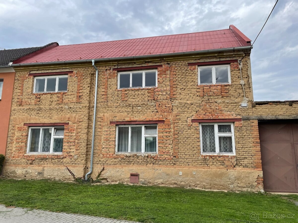 Prodej pozemku, domu, Olšany u Prostějova