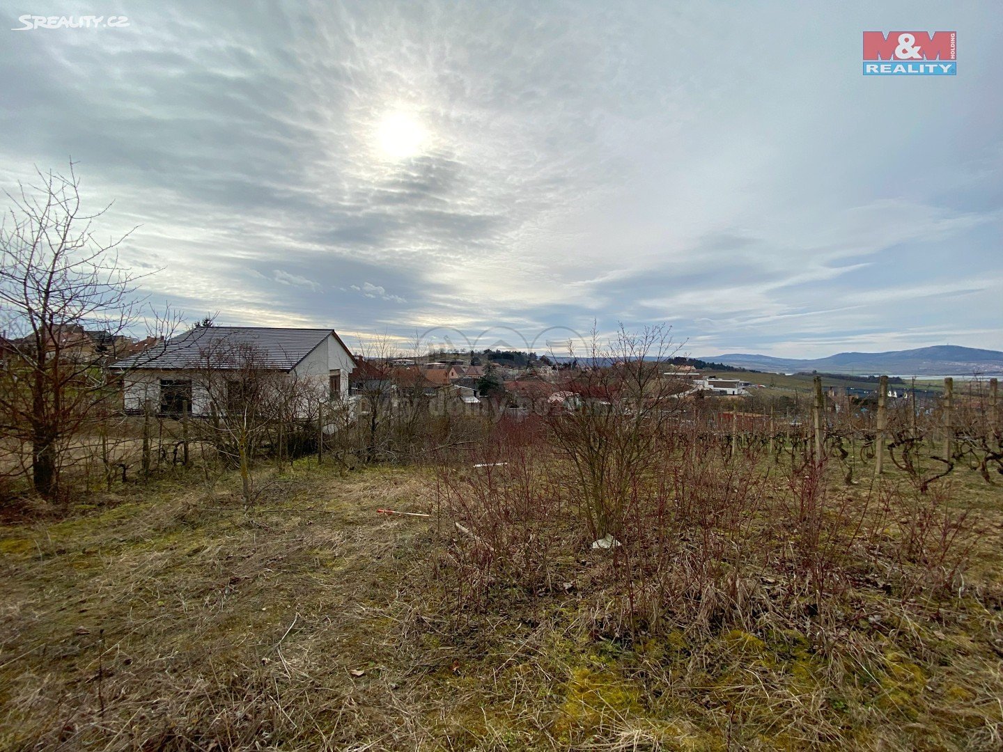 Prodej  stavebního pozemku 1 200 m²